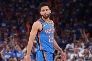 薪资专家:阿杰伊-米切尔的合同很重要 雷霆下赛季将触第二土豪线 薪资专家:阿杰伊-米切尔的合同很重要 雷霆下赛季将触第二土豪线