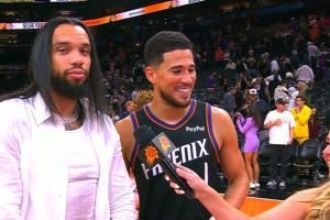 更不像好人了!狄龙赛后秀出直发造型 更不像好人了!狄龙赛后秀出直发造型